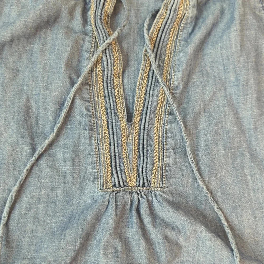 Madewell Blue Denim Chambray Embroidered Tie Neck Blouse Top Size S Boho - Picture 4 of 8